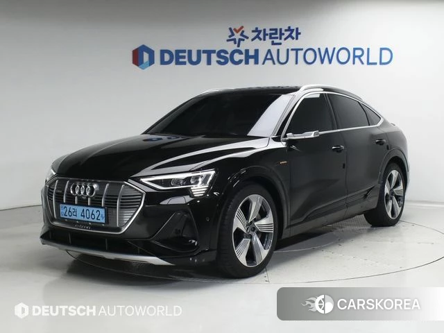 Audi e-Tron 2021 Черный из Кореи