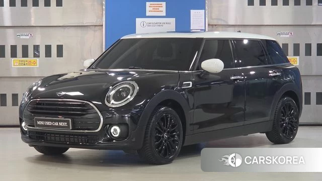 Mini Cooper Clubman 2023 Черный из Кореи