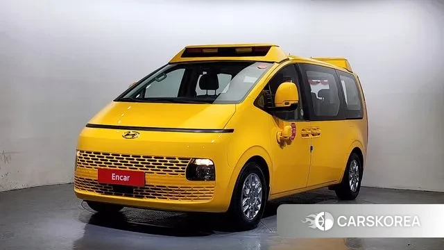 Hyundai Staria 2022 Желтый из Кореи