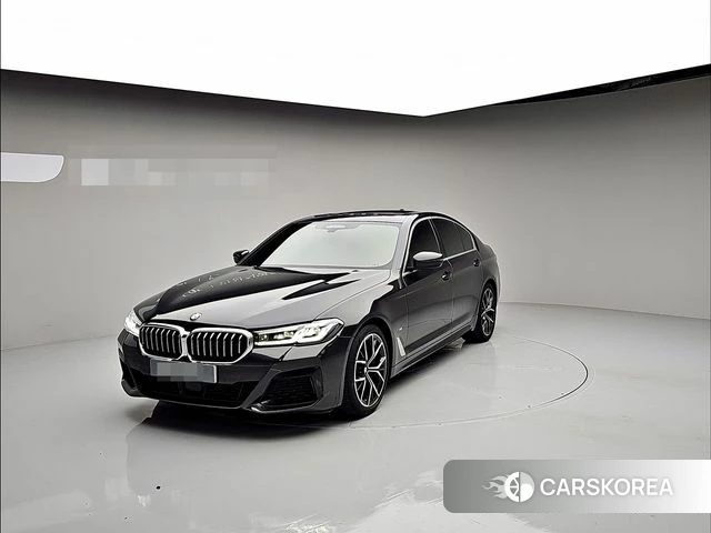 BMW 5 Series (G30) 2021 Серый из Кореи