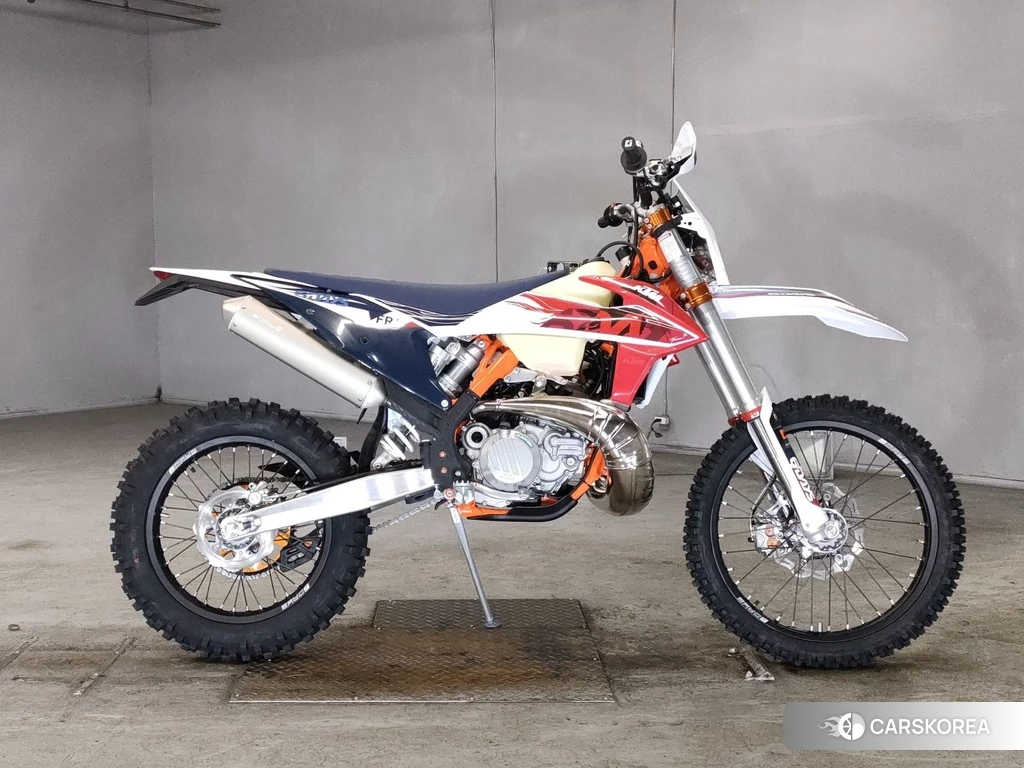 Проданный KTM 250EXC SIXDAYS 2023 из Японии