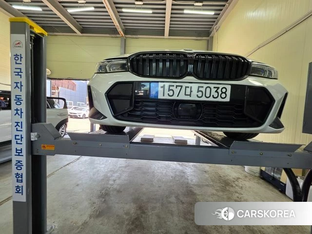 BMW 3 Series (G20) 2023 Белый из Кореи