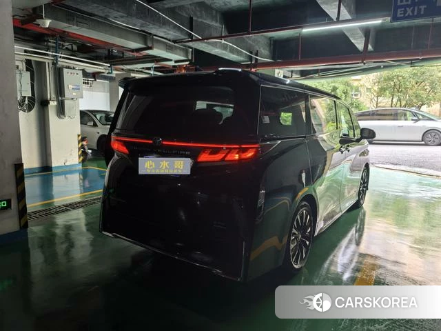 Toyota Wilfa 2024 Черный из Китая