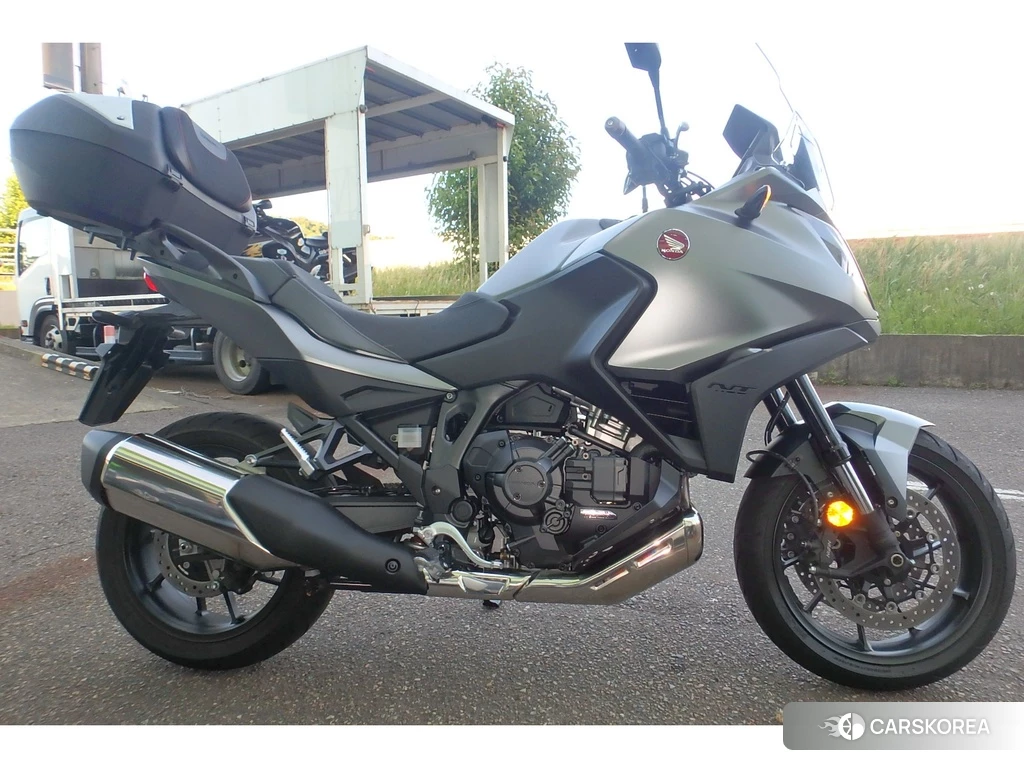 Проданный Honda NT1100 2022 из Японии, фото 2