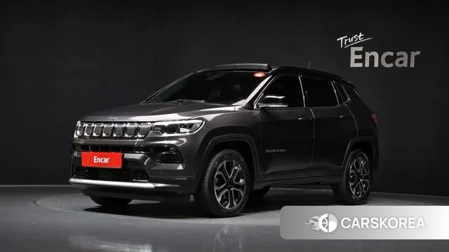 Jeep Compass 2nd Generation 2022 Серый из Кореи