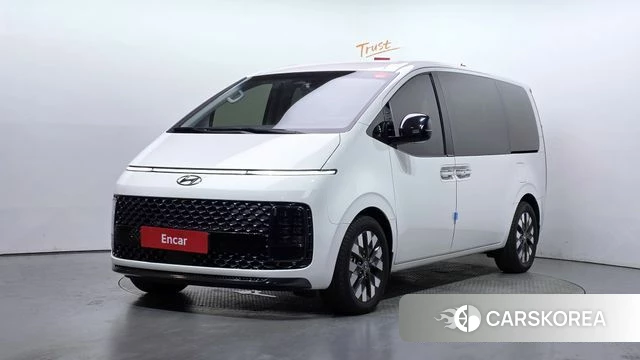 Hyundai Staria 2022 Белый из Кореи