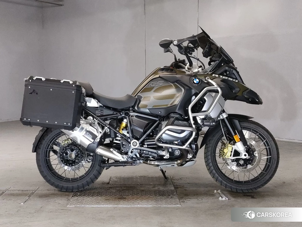 Проданный BMW R1250GS ADVENTURE 2019 из Японии