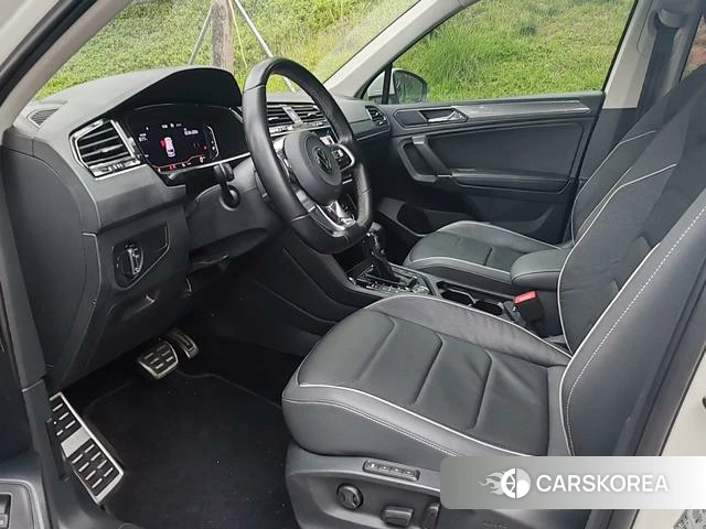 Volkswagen Tiguan L 2021 Белый из Китая