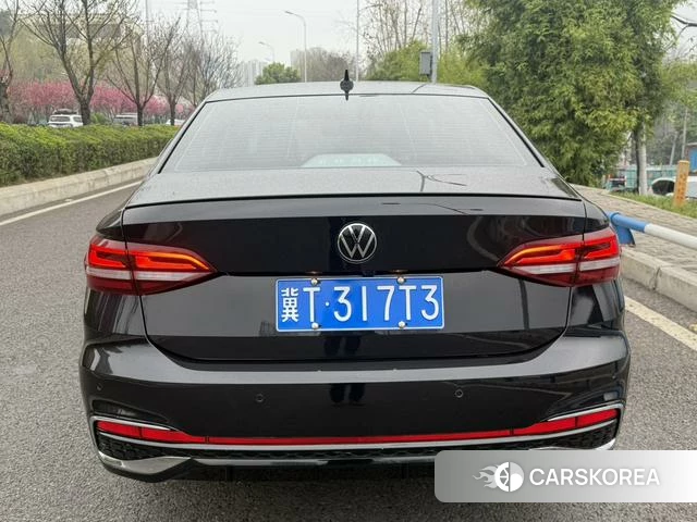 Volkswagen Lavida 2022 Черный из Китая