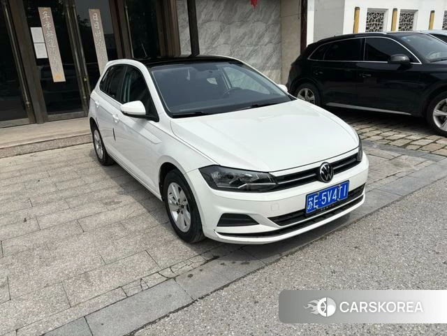 Volkswagen Polo 2021 Белый из Китая