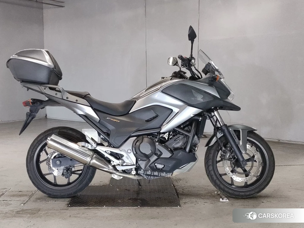 Проданный Honda NC750X DCT 2015 из Японии