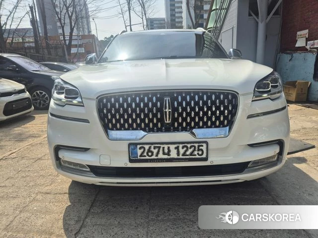 Lincoln Aviator 2nd generation 2020 Белый из Кореи