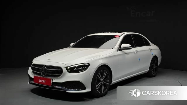 Mercedes-Benz E-Class W213 2022 Белый из Кореи