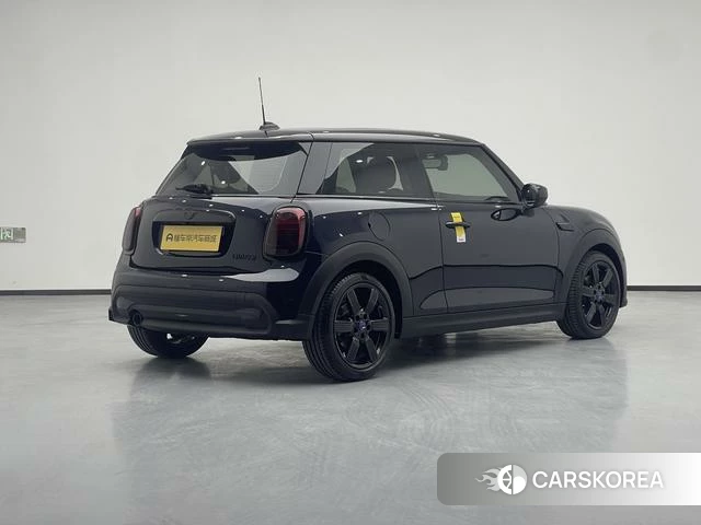 MINI MINI 2024 Черный из Китая