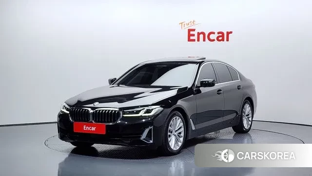 BMW 5 Series (G30) 2021 Черный из Кореи