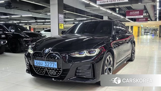 BMW i4 2023 Черный из Кореи