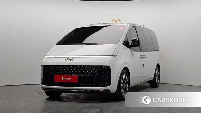 Hyundai Staria 2022 Белый из Кореи