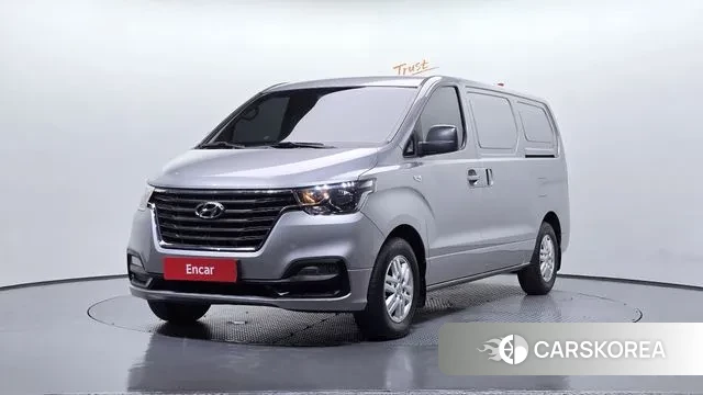 Hyundai The New Grand Starex 2018 Серый из Кореи