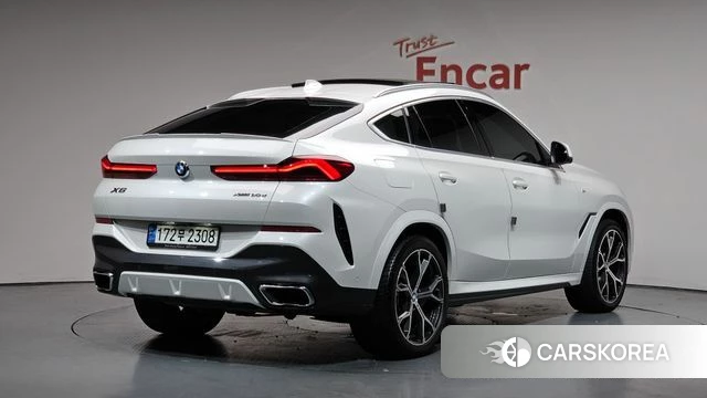 BMW X6 (G06) 2022 Белый из Кореи