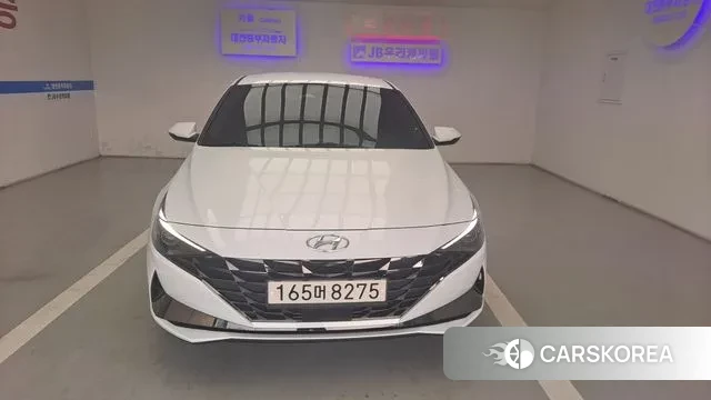 Hyundai Avante (CN7) 2022 Белый из Кореи