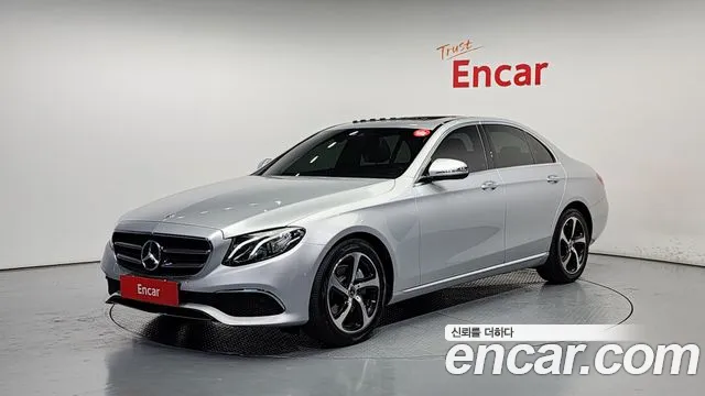Mercedes-Benz E-Class W213 2019 Серебряный из Кореи