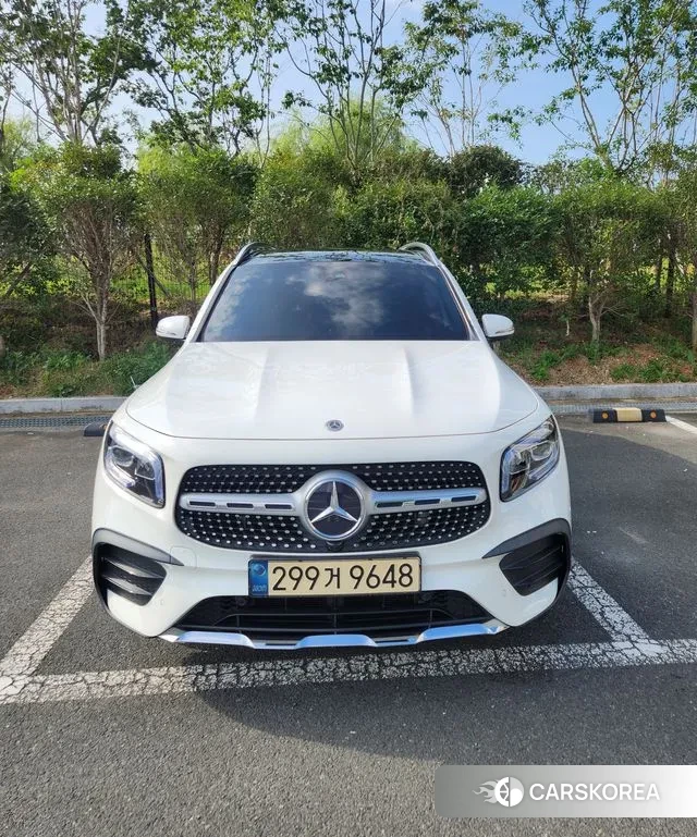 Mercedes-Benz GLB-Class X247 2021 Белый из Кореи