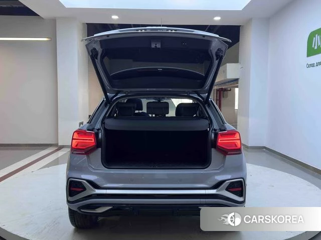 Audi A3 2023 Темно-серый из Китая