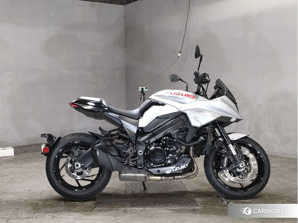 Проданный Suzuki GSX-S1000S Katana 2020 из Японии