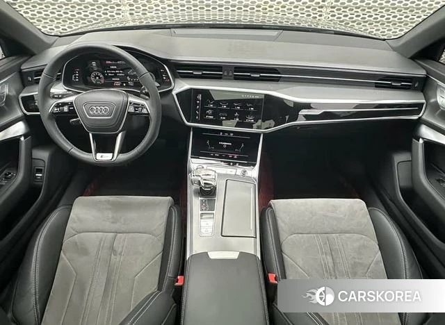 Audi A6L 2024 Черный из Китая