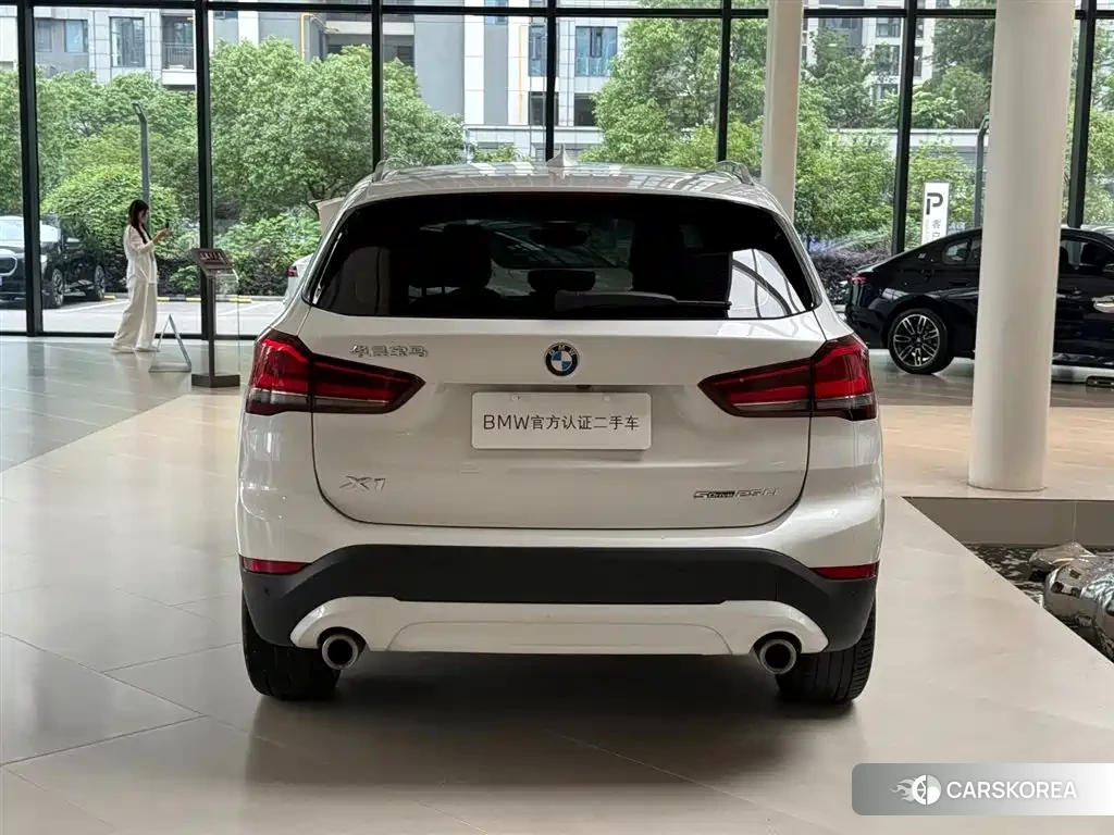 BMW X1 2021 Белый из Китая