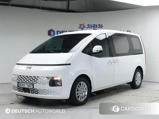 Hyundai Staria 2022 Белый из Кореи
