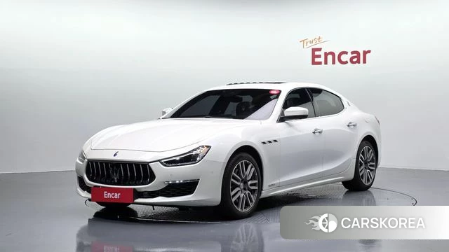 Maserati Ghibli 2018 Белый из Кореи
