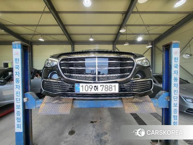 Mercedes-Benz S-Class W223 2025 Черный из Кореи