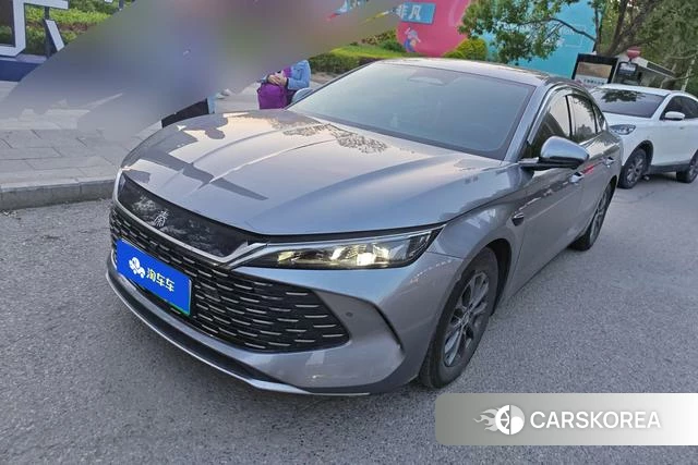 BYD Qin L DM 2025 Темно-серый из Китая