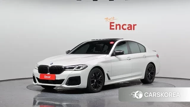 BMW 5 Series (G30) 2023 Белый из Кореи