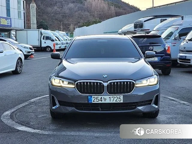 BMW 5 Series (G30) 2020 Серый из Кореи