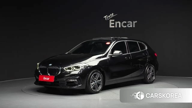 BMW 1 Series (F40) 2023 Черный из Кореи