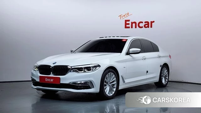 BMW 5 Series (G30) 2018 Белый из Кореи