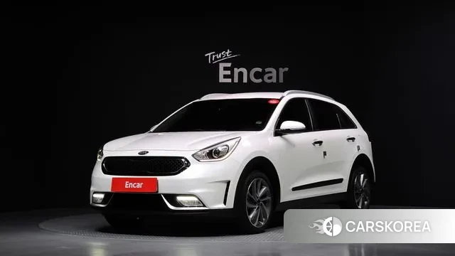 Kia Niro 2018 Белый из Кореи
