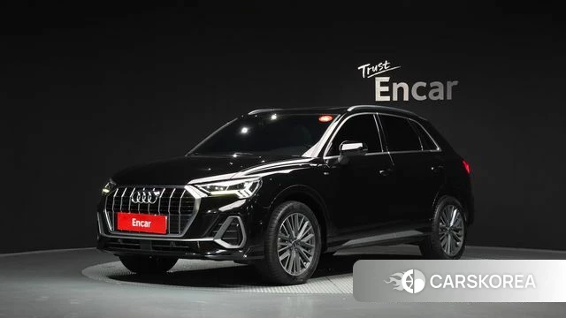Audi Q3 (F3) 2023 Черный из Кореи