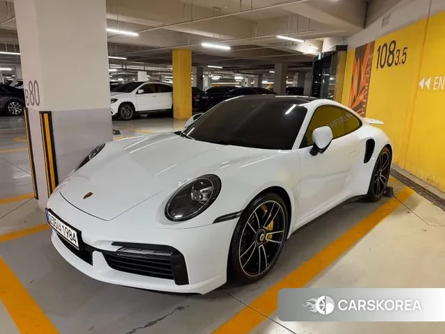 Porsche 911(992) 2021 Белый из Кореи