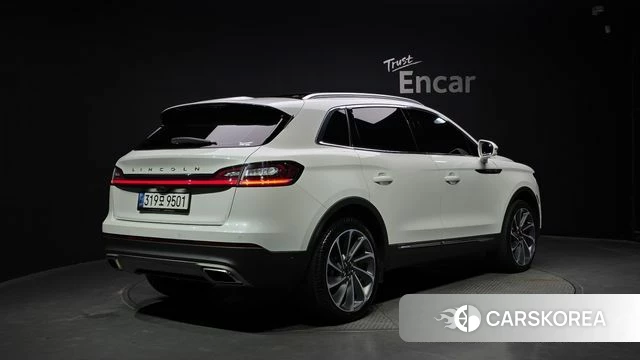 Lincoln Nautilus First generation 2022 Белый из Кореи