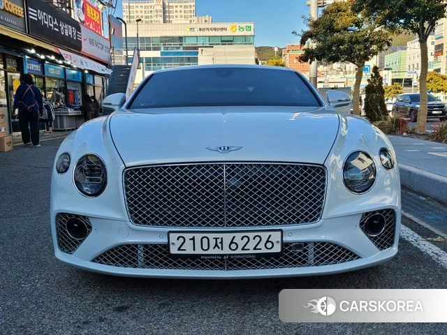 Bentley Continental GT 3rd Generation 2019 Белый из Кореи