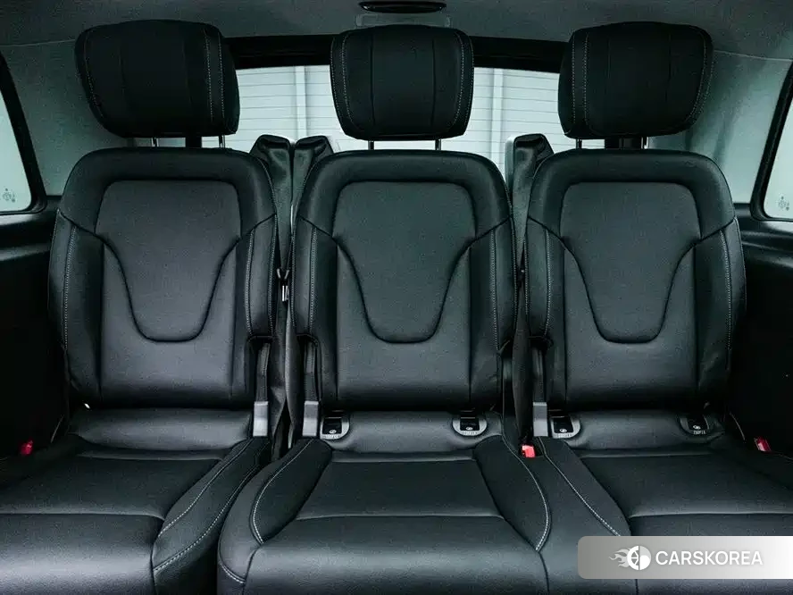 Mercedes-Benz V-Class 2024 Черный из Китая, фото 2