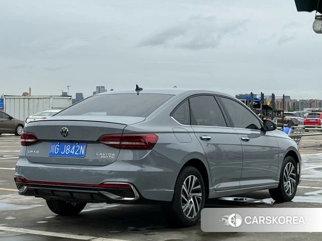 Volkswagen Lavida 2023 Темно-серый из Китая