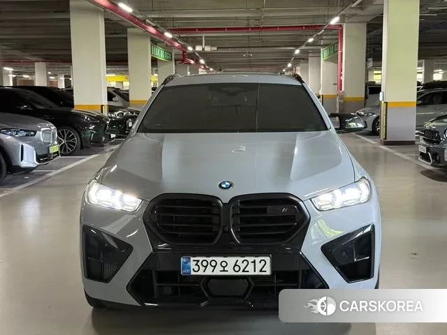 BMW X6M (G06) 2024 Серебристо-серый из Кореи