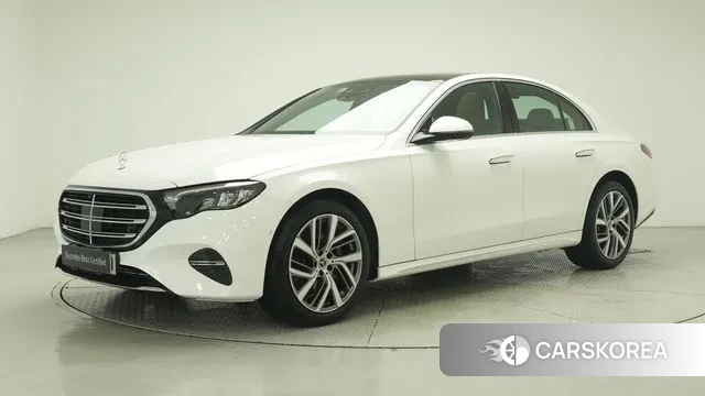 Mercedes-Benz E-Class W214 2024 Белый из Кореи