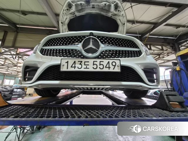 Mercedes-Benz CLS-Class C257 2019 Белый из Кореи