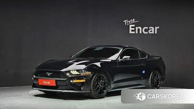Ford Mustang 2018 Черный из Кореи