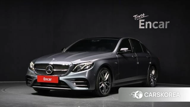 Mercedes-Benz E-Class W213 2019 Серебристо-серый из Кореи